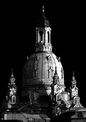 Dresdner Frauenkirche - Marcus Mueller - Array auf - Array - Dresdner Frauenkirche - Marcus Mueller - Array auf - Array -